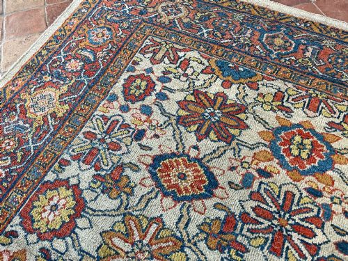 ANTIQUE SULTANABAD CARPET - ADDITIONAL PHOTO 2