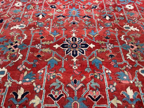 FINE ANTIQUE HERIZ CARPET - ADDITIONAL PHOTO 6
