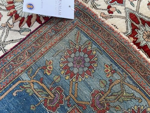 RARE ANTIQUE FARAHAN RUG - ADDITIONAL PHOTO 1