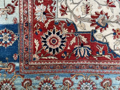 RARE ANTIQUE FARAHAN RUG - ADDITIONAL PHOTO 11