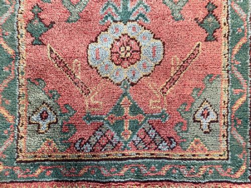 ANTIQUE USHAK RUG - ADDITIONAL PHOTO 3