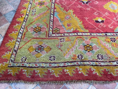 ANTIQUE USHAK CARPET - ADDITIONAL PHOTO 9