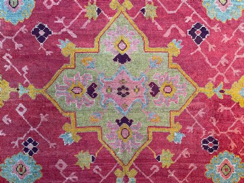 ANTIQUE USHAK CARPET - ADDITIONAL PHOTO 10
