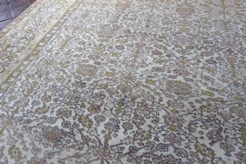 ANTIQUE SULTANABAD CARPET - ADDITIONAL PHOTO 2