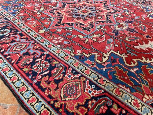 ANTIQUE HERIZ RUG - ADDITIONAL PHOTO 2