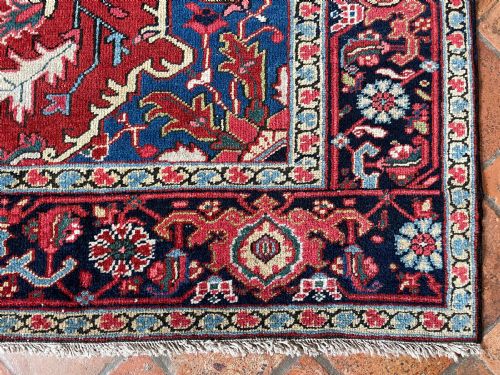 ANTIQUE HERIZ RUG - ADDITIONAL PHOTO 3