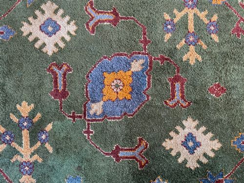 ANTIQUE USHAK CARPET - ADDITIONAL PHOTO 3