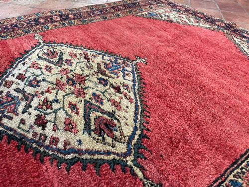 ANTIQUE FARAHAN RUG - ADDITIONAL PHOTO 2