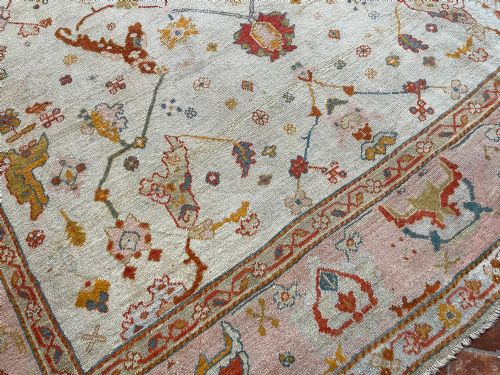 RARE ANTIQUE USHAK CARPET CIRCA 1880 - ADDITIONAL PHOTO 7