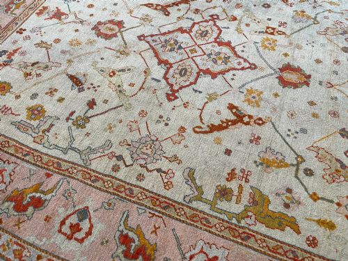 RARE ANTIQUE USHAK CARPET CIRCA 1880 - ADDITIONAL PHOTO 10