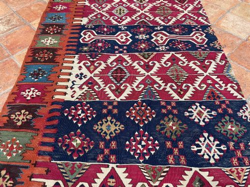 ANTIQUE AKSARAY KILIM - ADDITIONAL PHOTO 7
