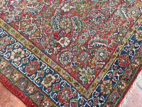ANTIQUE SULTANABAD RUG - ADDITIONAL PHOTO 4