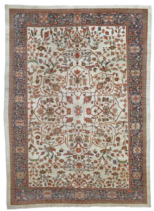 RARE ANTIQUE SULTANABAD CARPET