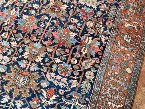 ANTIQUE BAKSHAISH CARPET - ADDITIONAL PHOTO 3