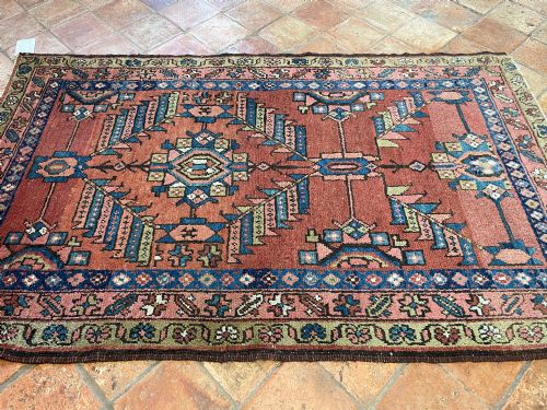 ANTIQUE BAKSHAISH RUG - ADDITIONAL PHOTO 3