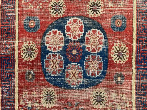 ANCIENT ANTIQUE KHOTAN RUG - ADDITIONAL PHOTO 4