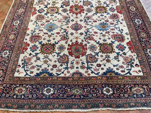 ANTIQUE MAHAL CARPET - ADDITIONAL PHOTO 2