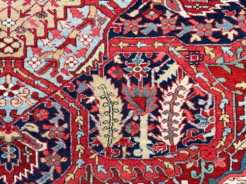 ANTIQUE HERIZ CARPET - ADDITIONAL PHOTO 1