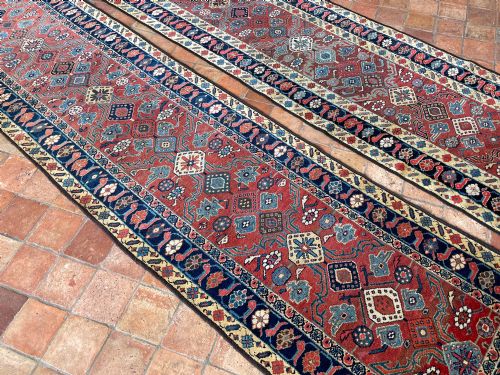 PAIR OF NORTHWEST PERSIAN RUNNERS - ADDITIONAL PHOTO 4