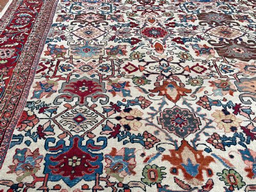 ANTIQUE MAHAL CARPET - ADDITIONAL PHOTO 1