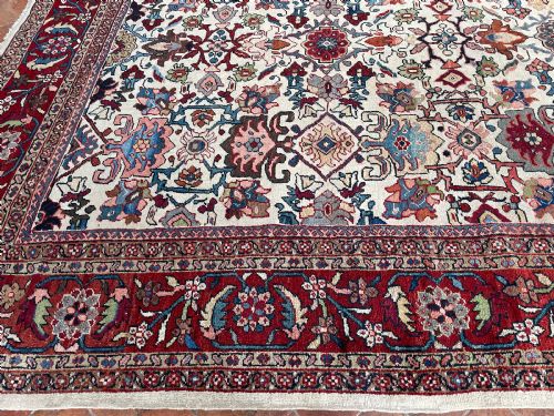 ANTIQUE MAHAL CARPET - ADDITIONAL PHOTO 2