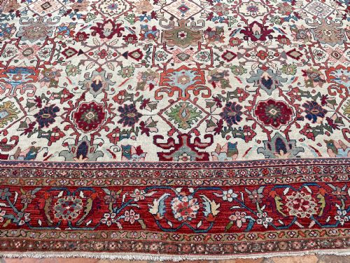 ANTIQUE MAHAL CARPET - ADDITIONAL PHOTO 16