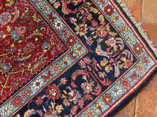 ANTIQUE BIDJAR RUG - ADDITIONAL PHOTO 4