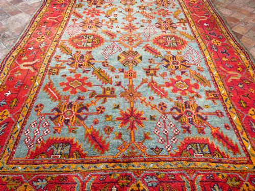 ANTIQUE USHAK CARPET - ADDITIONAL PHOTO 4
