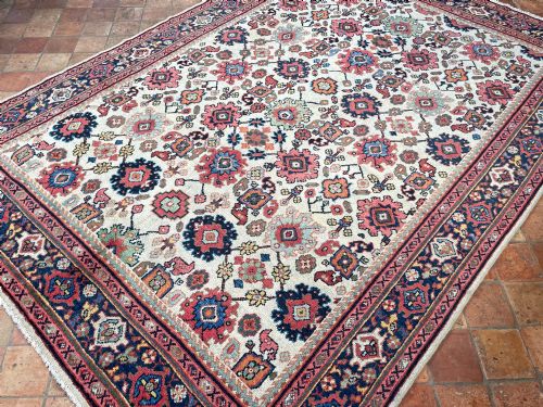 ANTIQUE MAHAL CARPET - ADDITIONAL PHOTO 1