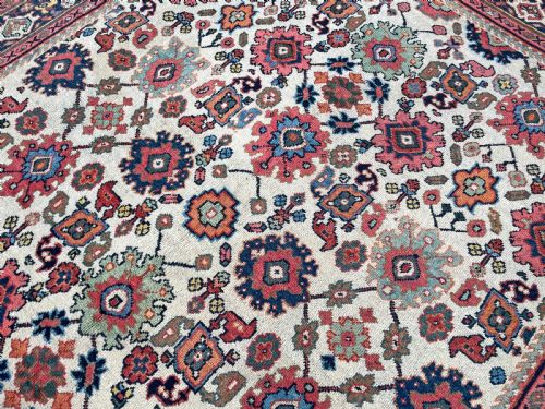 ANTIQUE MAHAL CARPET - ADDITIONAL PHOTO 3