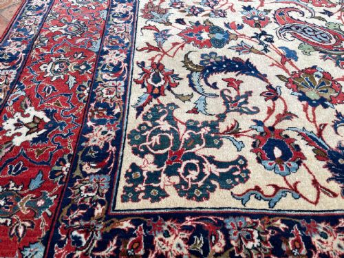 ANTIQUE ISFAHAN RUG - ADDITIONAL PHOTO 6