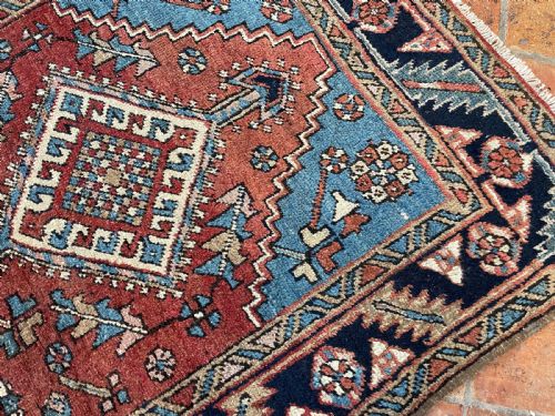 ANTIQUE HERIZ RUG - ADDITIONAL PHOTO 1