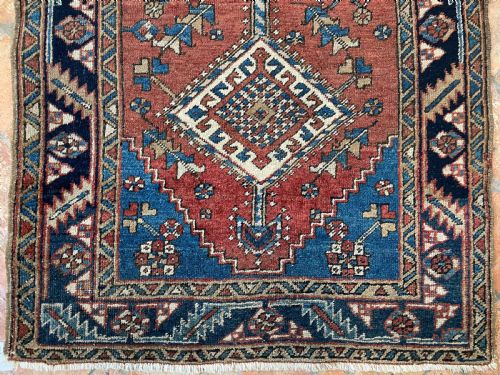 ANTIQUE HERIZ RUG - ADDITIONAL PHOTO 2