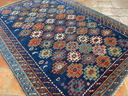 ANTIQUE ERIVAN RUG - ADDITIONAL PHOTO 4