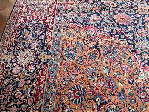 VINTAGE KIRMAN CARPET - ADDITIONAL PHOTO 1