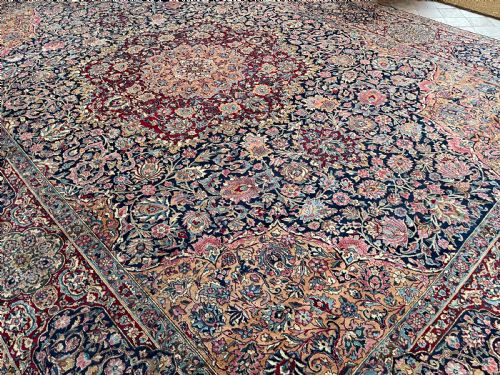 VINTAGE KIRMAN CARPET - ADDITIONAL PHOTO 6