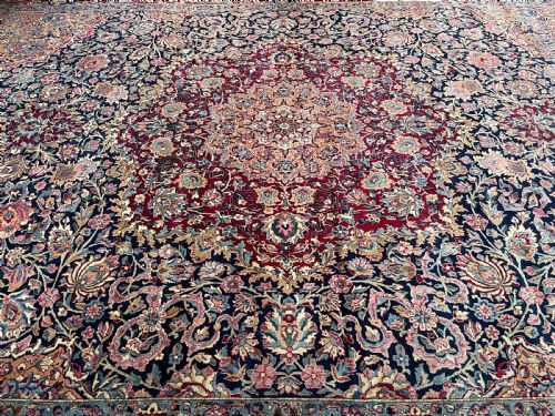 VINTAGE KIRMAN CARPET - ADDITIONAL PHOTO 8