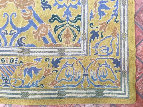 ANTIQUE SPANISH RUG - ADDITIONAL PHOTO 3