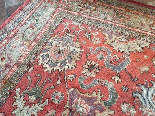 ANTIQUE USHAK CARPET - ADDITIONAL PHOTO 2