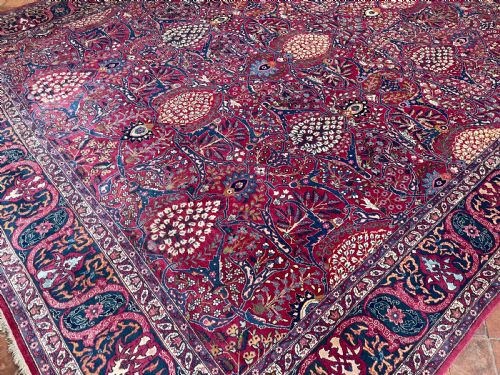 RARE ANTIQUE TEHRAN CARPET - ADDITIONAL PHOTO 4