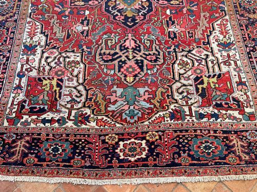 ANTIQUE HERIZ CARPET - ADDITIONAL PHOTO 1