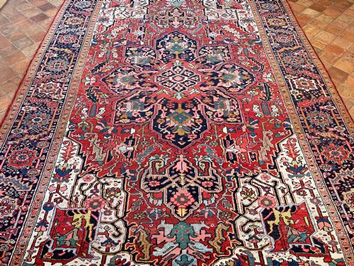 ANTIQUE HERIZ CARPET - ADDITIONAL PHOTO 3