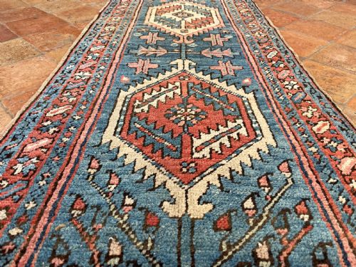 RARE NARROW ANTIQUE HERIZ RUNNER - ADDITIONAL PHOTO 9