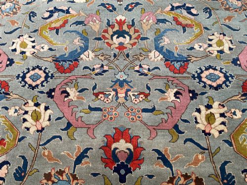 ANTIQUE 'BENLIAN' TABRIZ CARPET - ADDITIONAL PHOTO 4