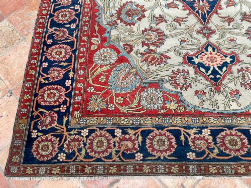 RARE ANTIQUE FARAHAN RUG - ADDITIONAL PHOTO 10