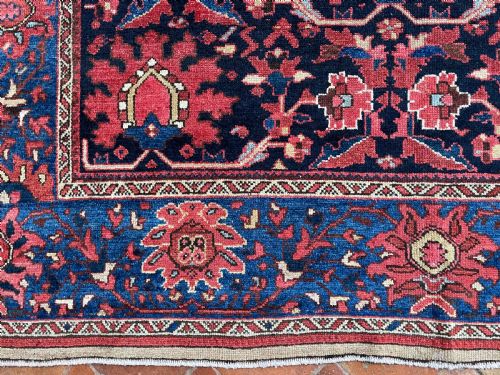 ANTIQUE MALAYER CARPET - ADDITIONAL PHOTO 2