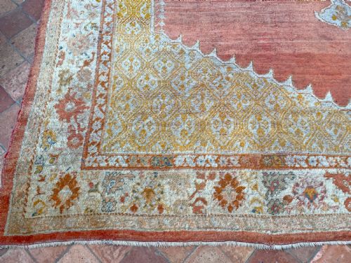 ANTIQUE ANGORA USHAK CARPET - ADDITIONAL PHOTO 1