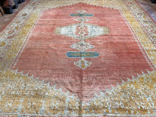ANTIQUE ANGORA USHAK CARPET - ADDITIONAL PHOTO 5