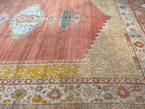 ANTIQUE ANGORA USHAK CARPET - ADDITIONAL PHOTO 7