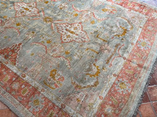 ANTIQUE USHAK CARPET - ADDITIONAL PHOTO 4